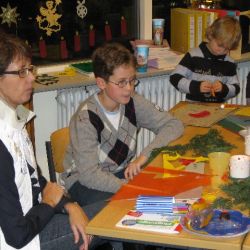 20081216_weihnachtsbasteln_019_640x480.jpg